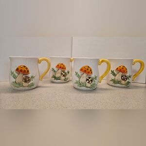 Merry Mushroom Mugs VTG 1970s Coffee Tea Set Of 4 MCM